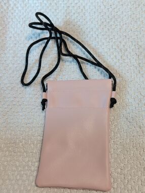 Crossbody Phone Pouch NWOT